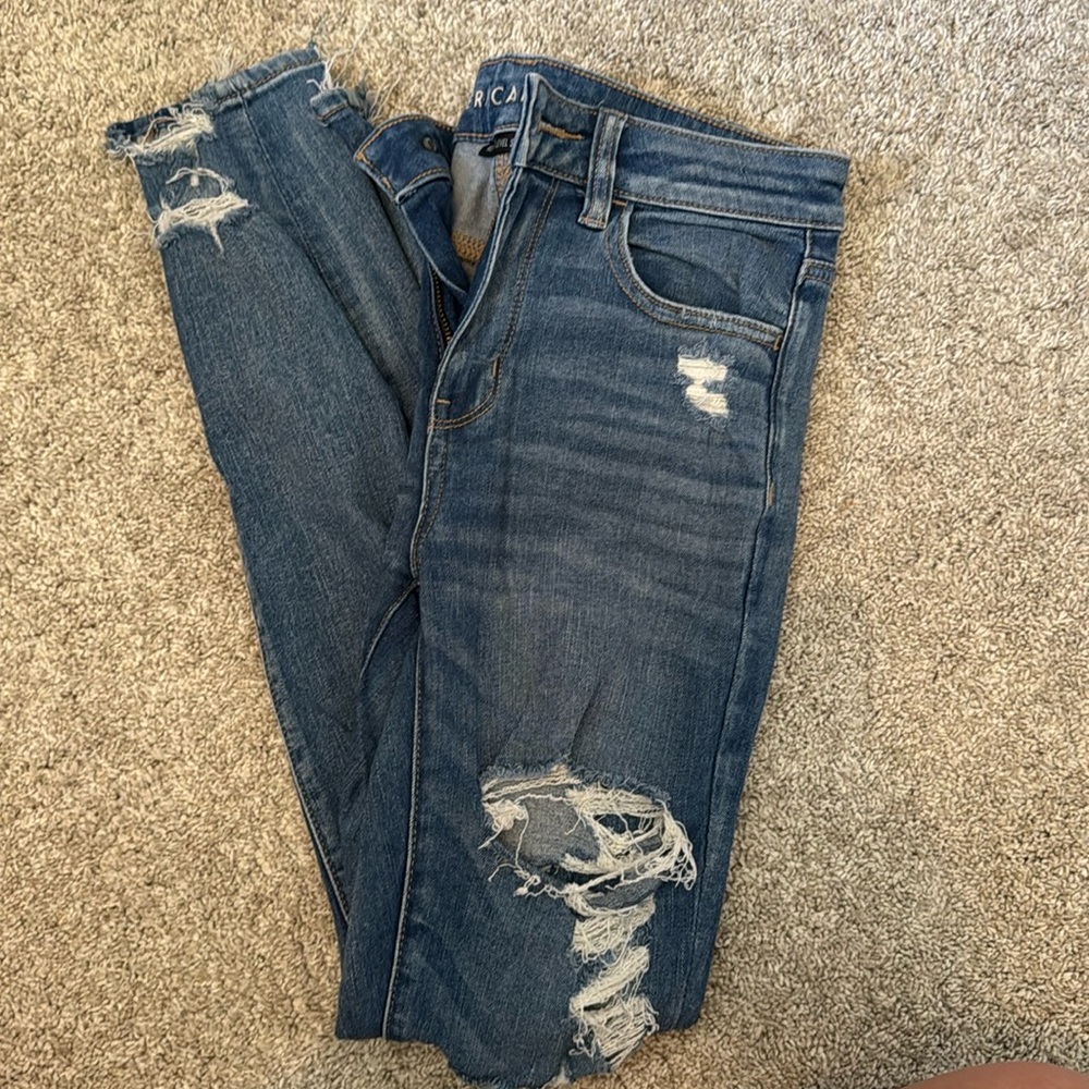 American eagle skinny jeans with holes